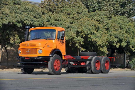 تولید کامیون در 3 شرکت متوقف شد